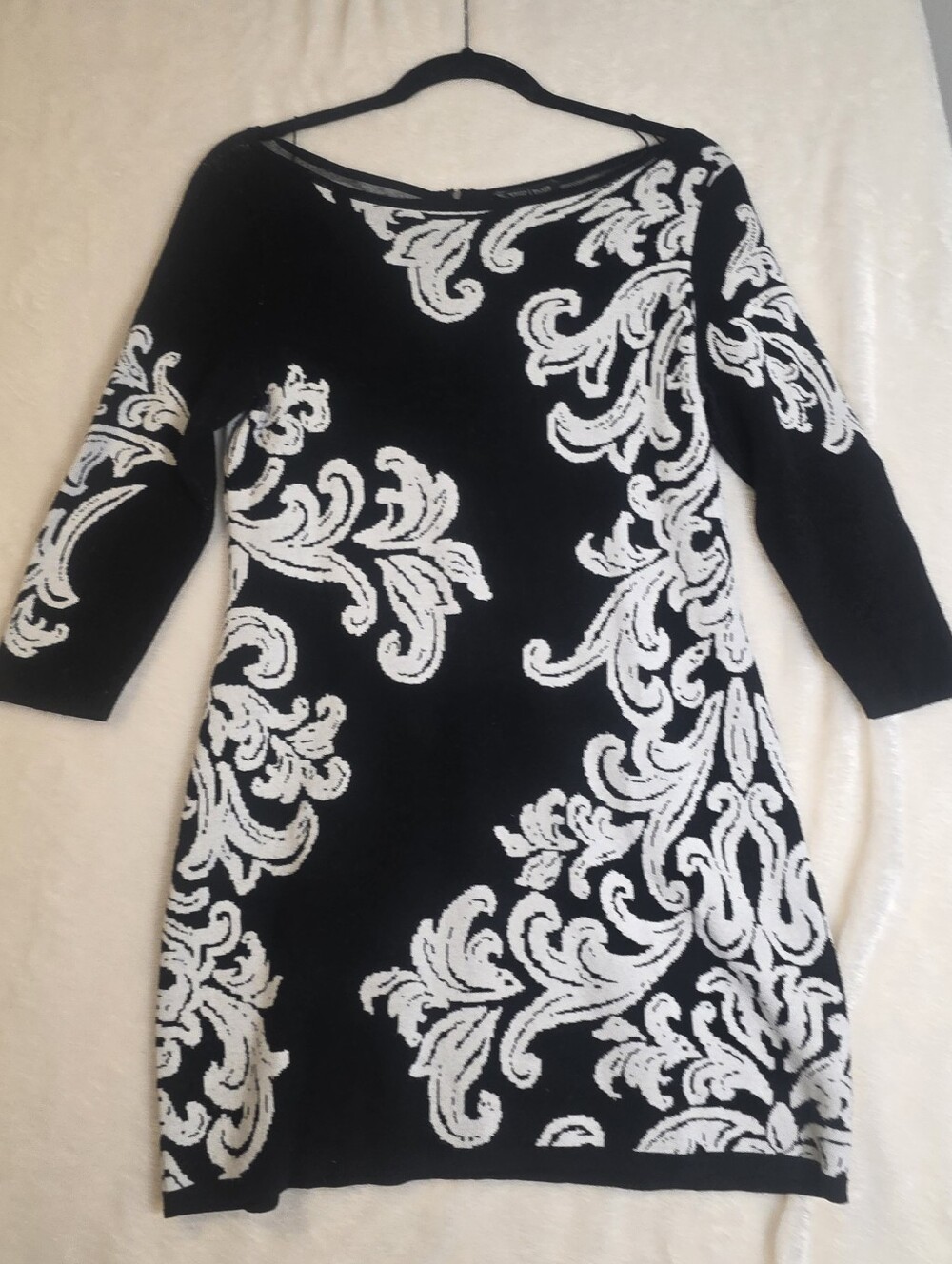 White House Black Market Black & White Scroll Knit Mini Sweater Dress Small